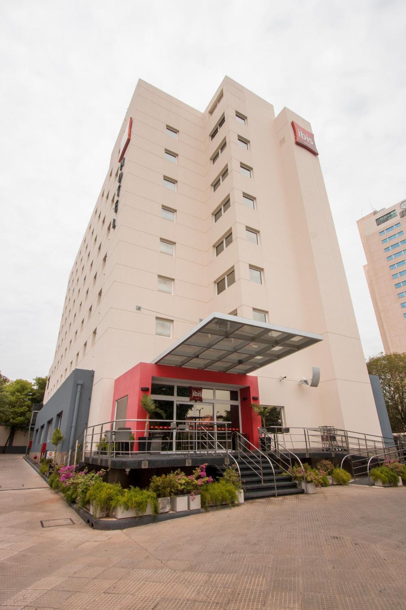 Ibis Asuncion Hotel Kültér fotó